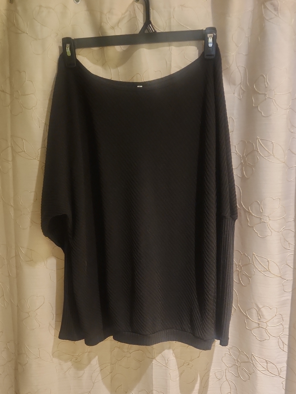 Women’s Black Ribbed Knit Top Off Shoulder